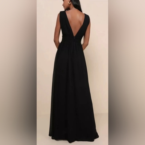 Lulu's Black Heavenly Hues V-neck Backless Maxi Dress - Size M - Picture 3 of 10